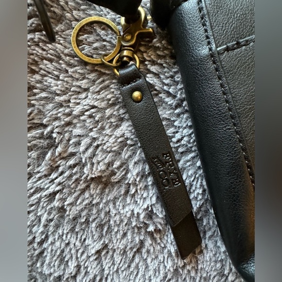 FRYE & CO Crossbody Purse - Picture 9 of 14